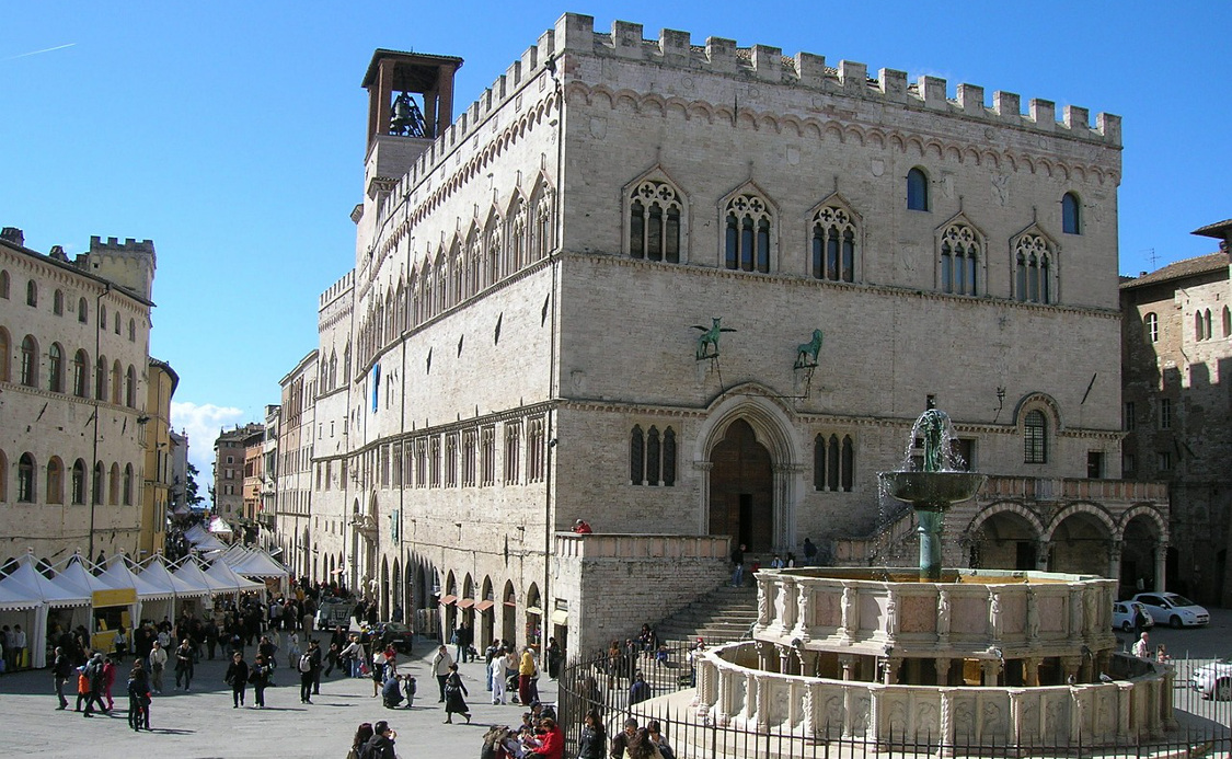 italia mil lugares viagem perugia piazza